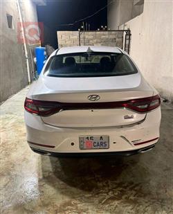 هيونداي أزيرا